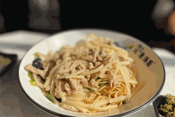 阿达师傅鱼汤面